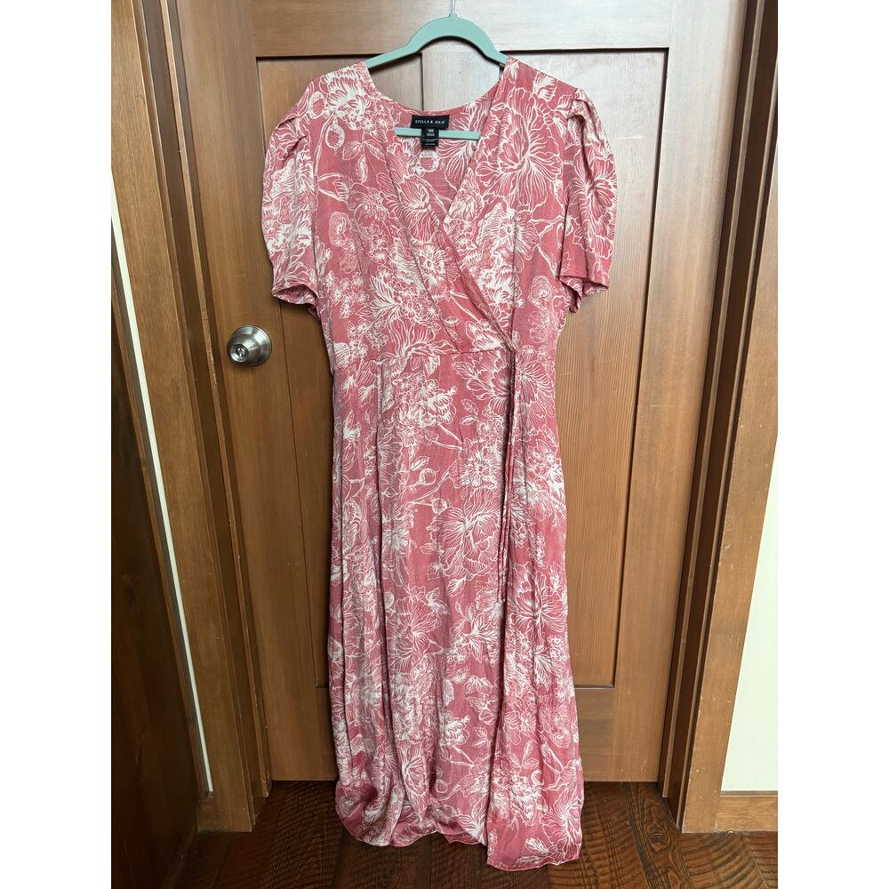 Stella & Julie Women’s Plus Size 14W Maxi Dress Pink White Floral Short Sleeve